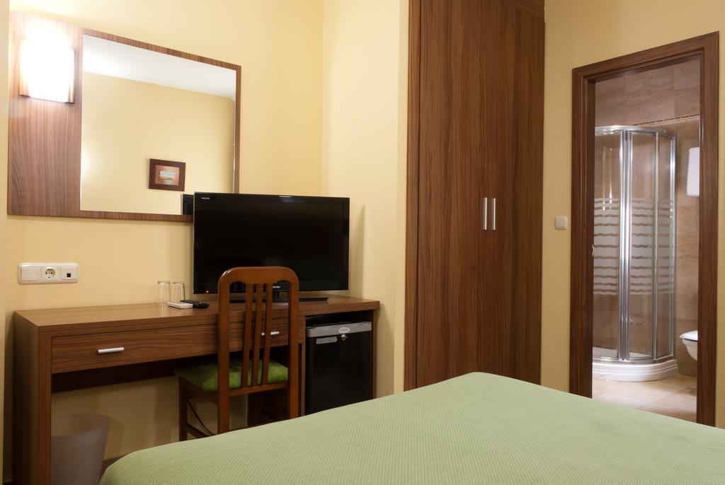 Hotel Hidalgo Quijada Alcazar de San Juan Buitenkant foto