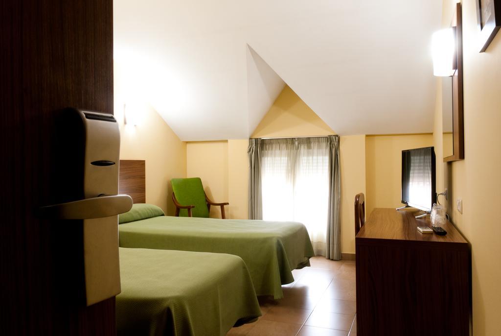 Hotel Hidalgo Quijada Alcazar de San Juan Buitenkant foto